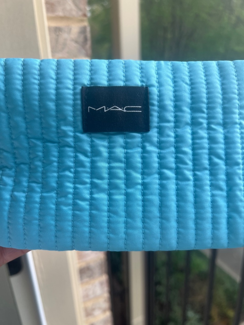 MAC Cosmetics Light Blue Quilted Makeup Bag - Picture 6 of 7